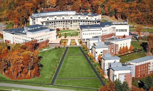 BABSON COLLEGE